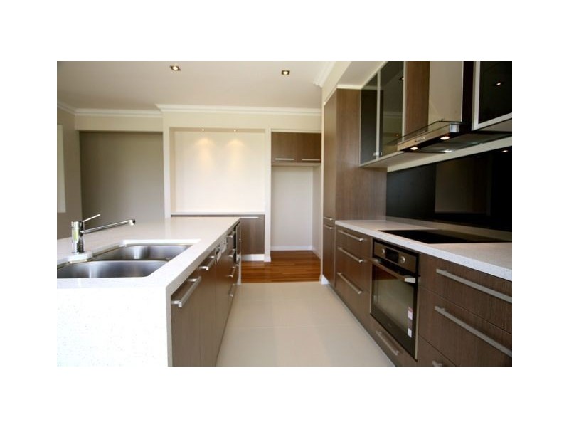 22 South Quay Drive, Biggera Waters QLD 4216