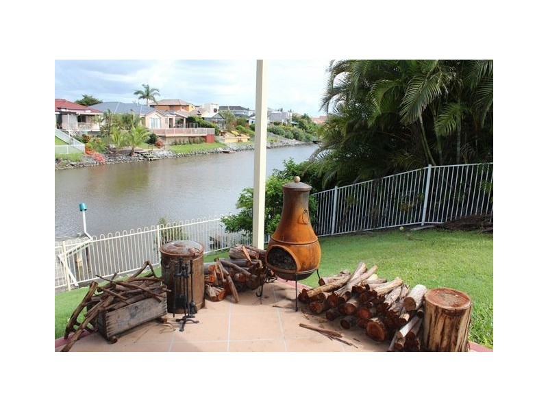 39 Notre Dame Court, Varsity Lakes QLD 4227