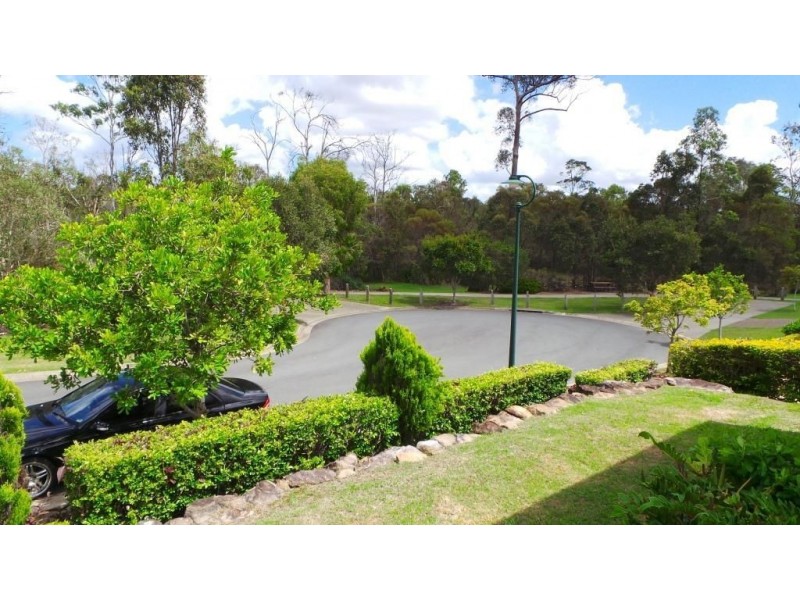 17 Kodiak Drive, Varsity Lakes QLD 4227
