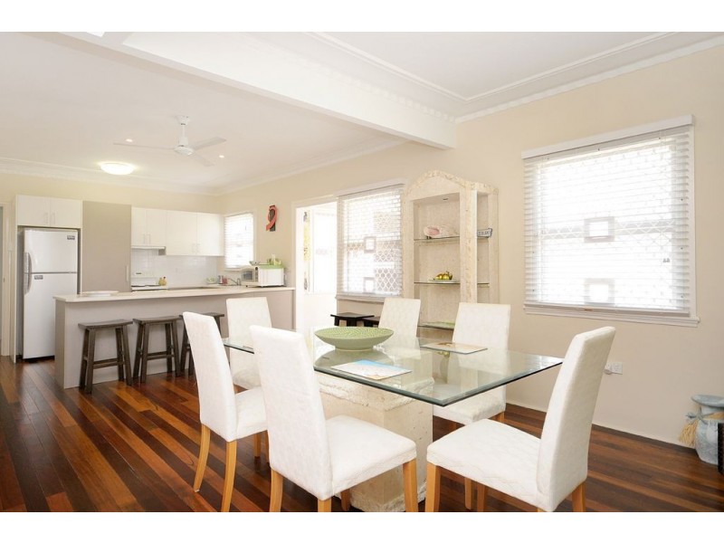 5 Dudley Street, Mermaid Beach QLD 4218