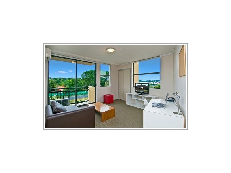 62/25 Lake Orr Drive, Robina QLD 4226