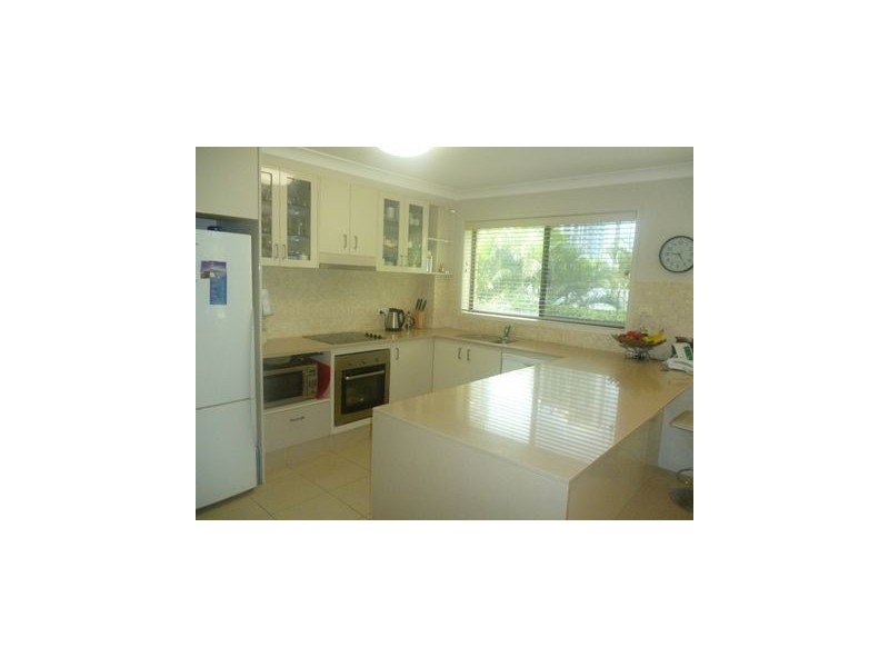 1/15 Mermaid Avenue, Mermaid Beach QLD 4218