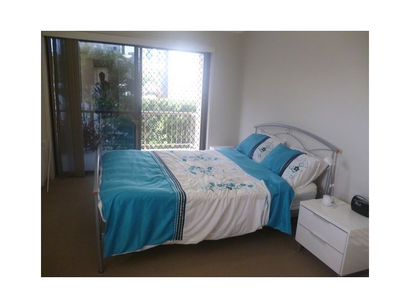 1/15 Mermaid Avenue, Mermaid Beach QLD 4218