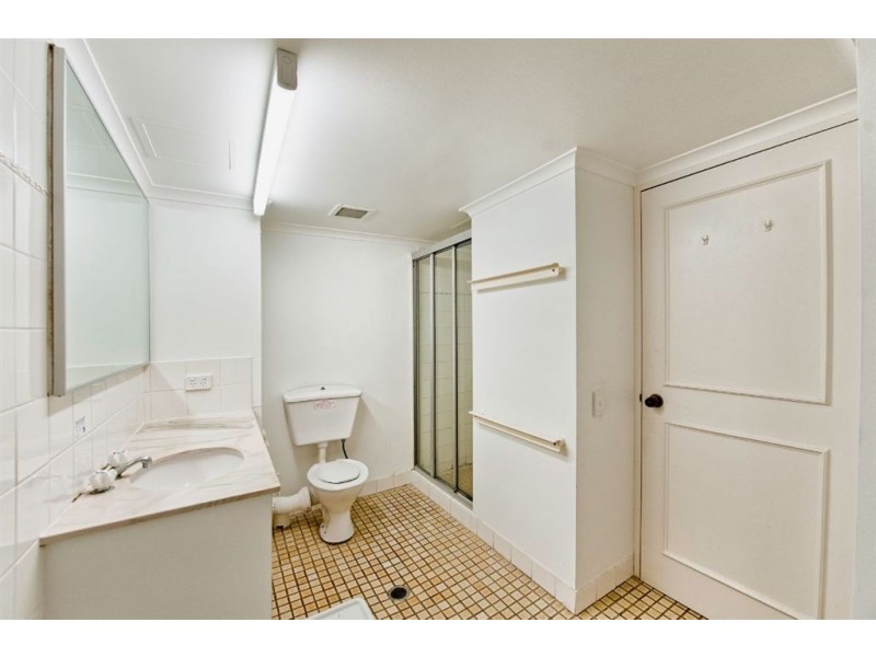 2940 Gold Coast Highway, Surfers Paradise QLD 4217