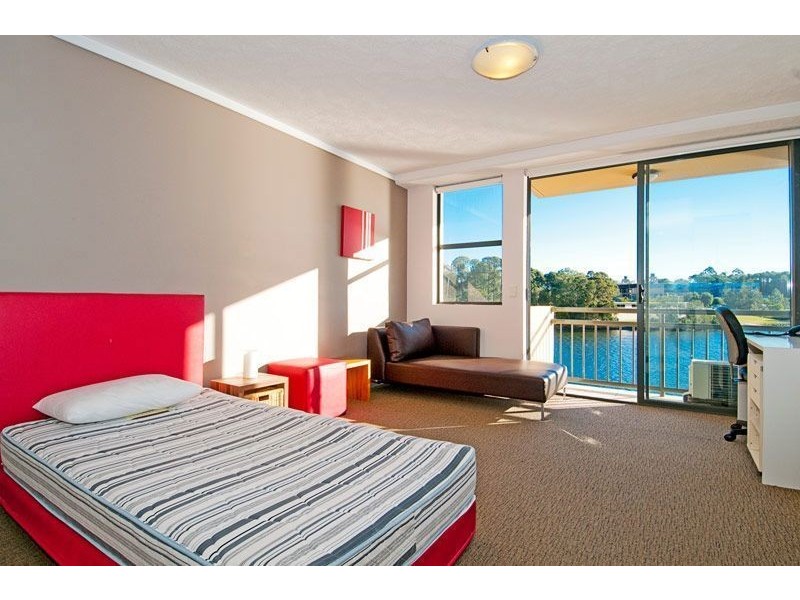 107/25 Lake Orr Drive, Robina QLD 4226