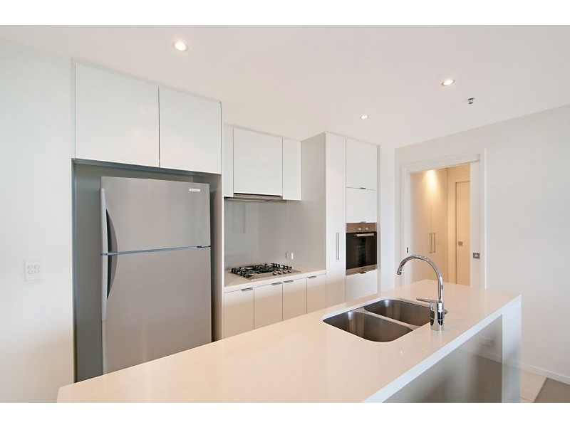 14 George Street, Broadbeach QLD 4218