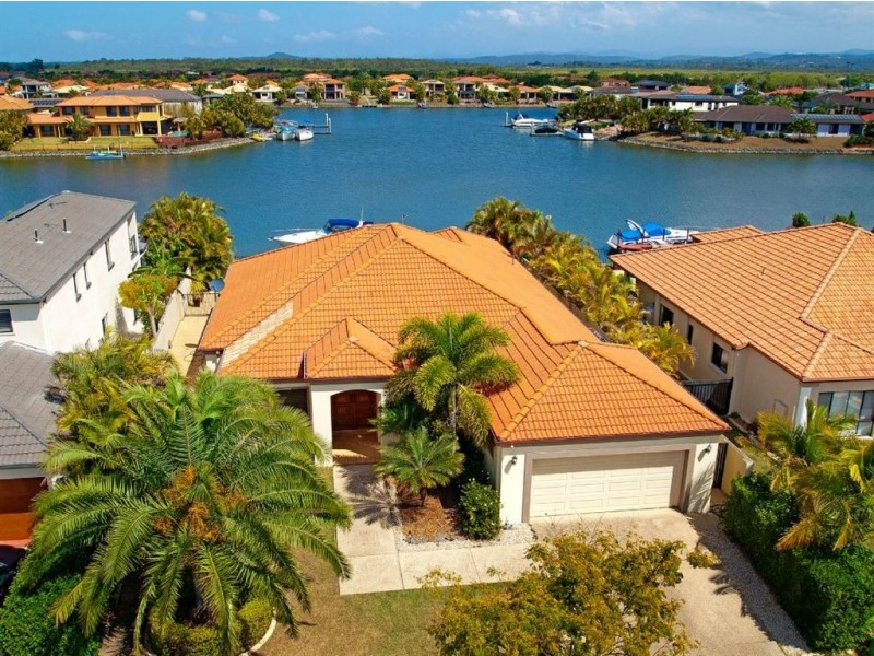 26 The Peninsula, Helensvale QLD 4212