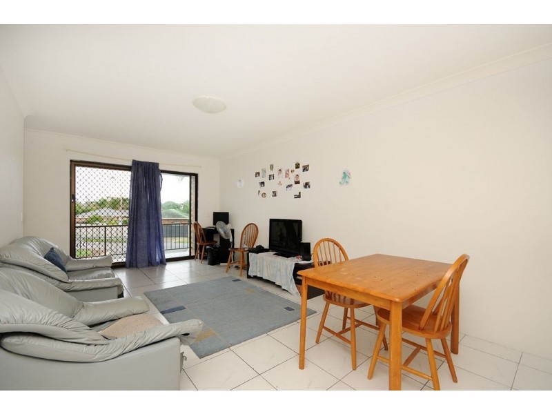 5/56 Oceanic Drive, Mermaid Waters QLD 4218