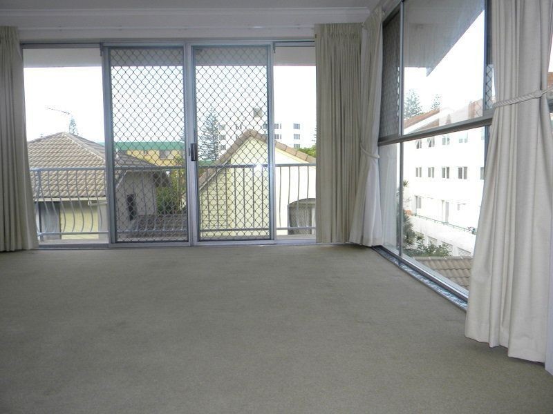 6/16 Riviera Road, Miami QLD 4220