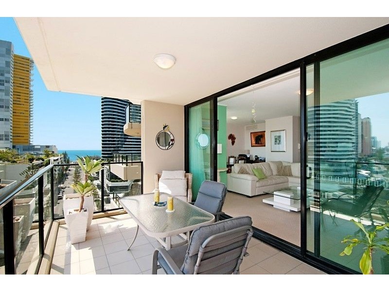 805 / 2685 Gold Coast Highway, Broadbeach QLD 4218