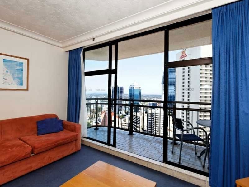 18 Hanlan Street, Surfers Paradise QLD 4217