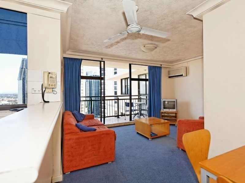 18 Hanlan Street, Surfers Paradise QLD 4217