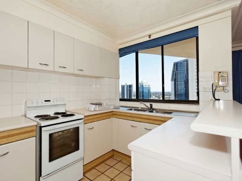 18 Hanlan Street, Surfers Paradise QLD 4217