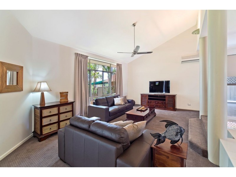 18 Kensington Street, Robina QLD 4226