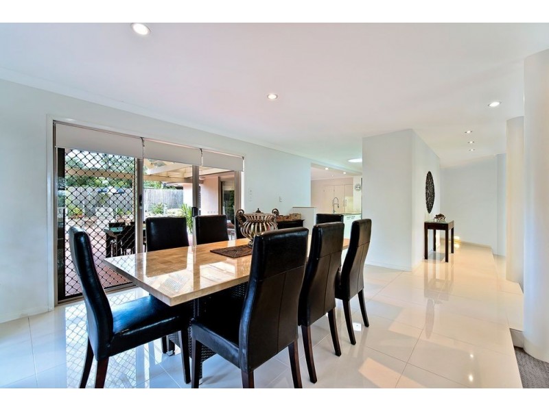 18 Kensington Street, Robina QLD 4226