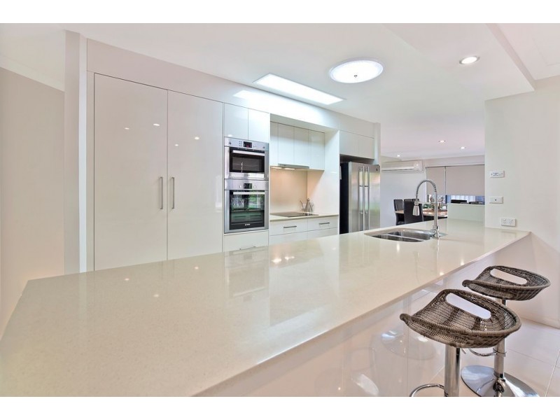 18 Kensington Street, Robina QLD 4226