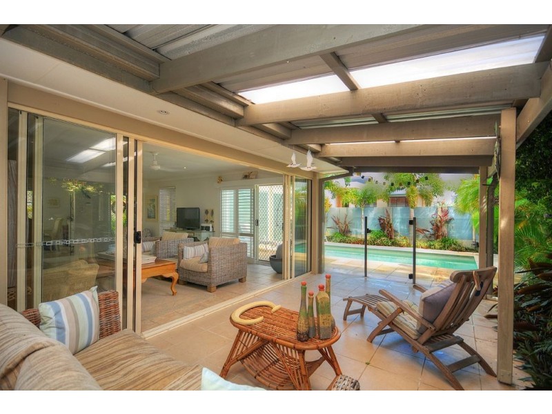 14 Sarasota Key, Broadbeach Waters QLD 4218
