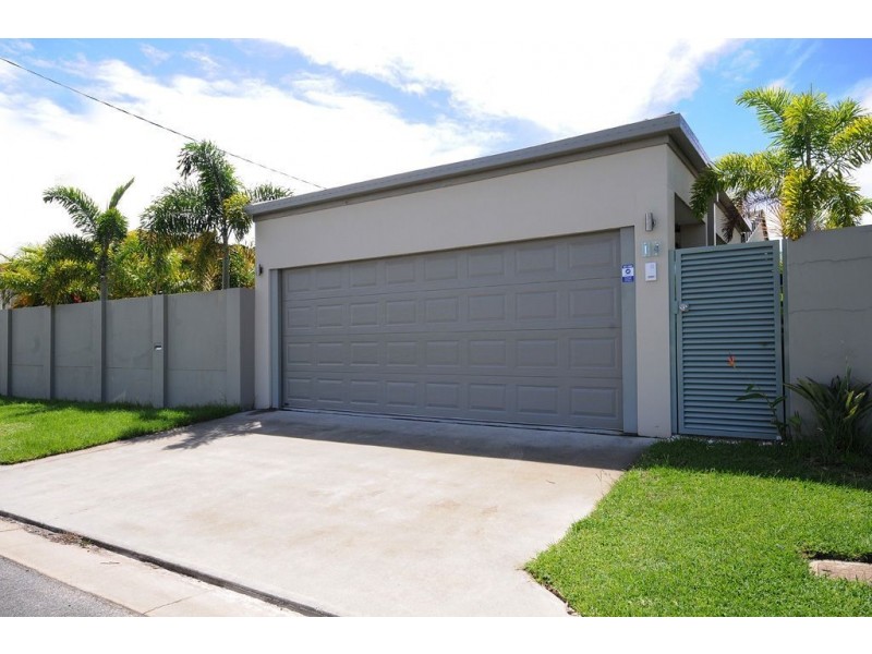 14 Sarasota Key, Broadbeach Waters QLD 4218