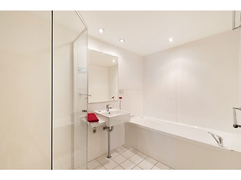 4/1 First Ave, Broadbeach QLD 4218