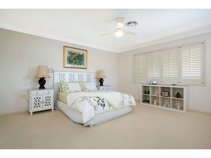 9 Lobster Pot Place, Runaway Bay QLD 4216
