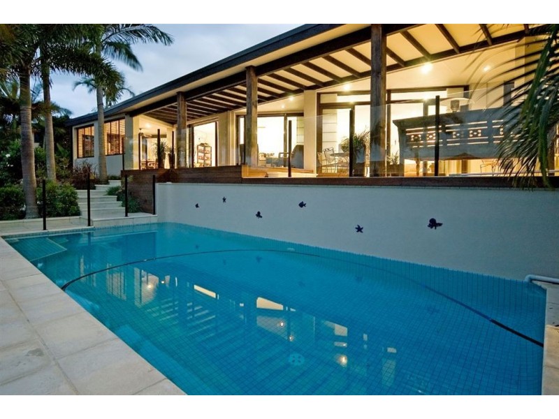 1033 Rosebank Way, Hope Island QLD 4212