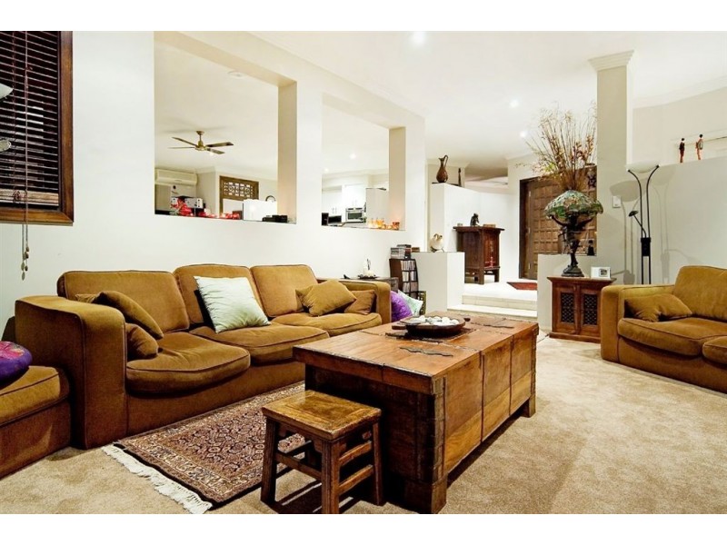 1033 Rosebank Way, Hope Island QLD 4212