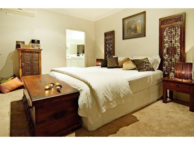 1033 Rosebank Way, Hope Island QLD 4212