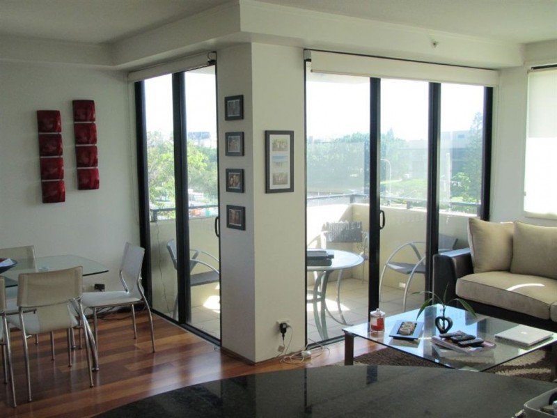 301/2685- 2689 Gold Coast Highway, Broadbeach QLD 4218
