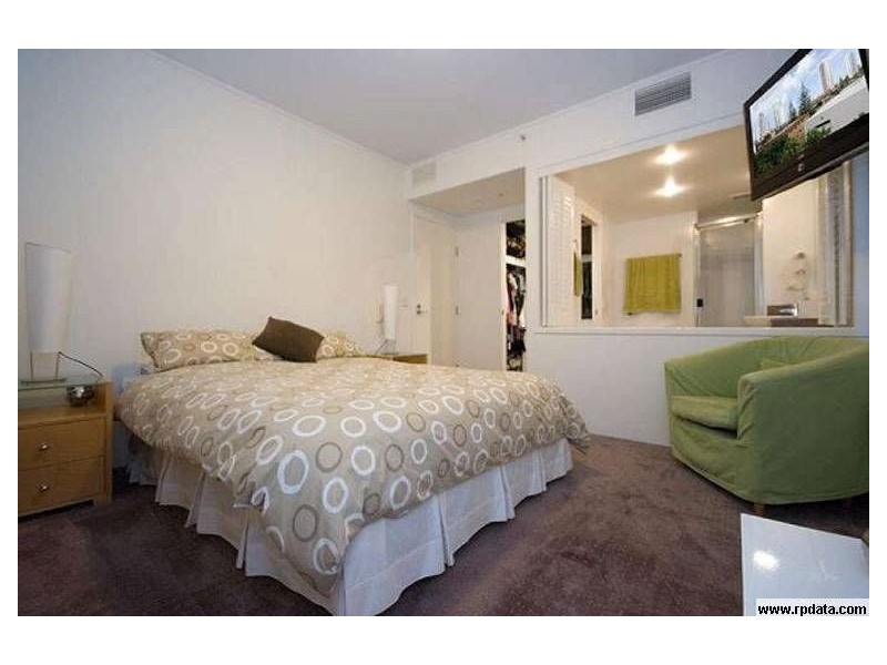 301/2685- 2689 Gold Coast Highway, Broadbeach QLD 4218