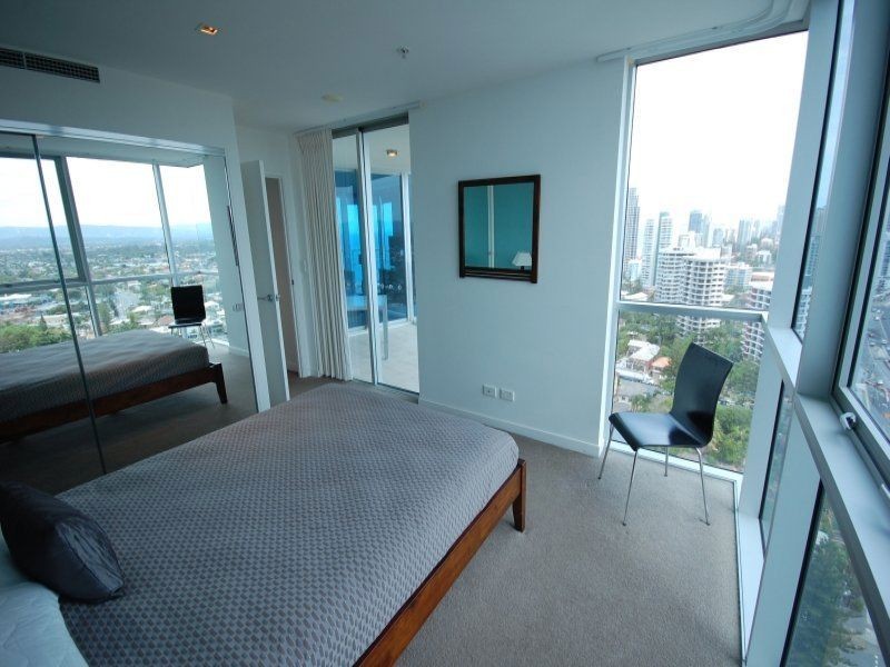 18 Enderley Avenue, Surfers Paradise QLD 4217