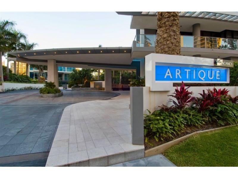 18 Enderley Avenue, Surfers Paradise QLD 4217