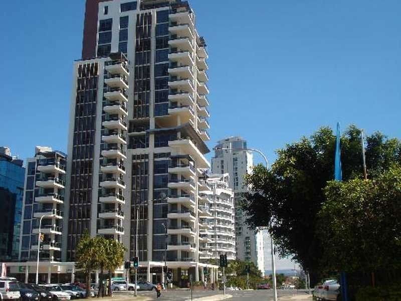 18 Cypress Avenue, Surfers Paradise QLD 4217