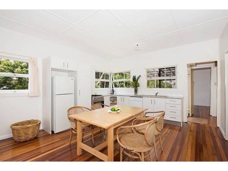 108 Dolphin Avenue, Mermaid Beach QLD 4218