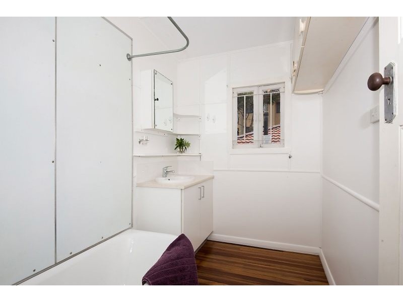 108 Dolphin Avenue, Mermaid Beach QLD 4218