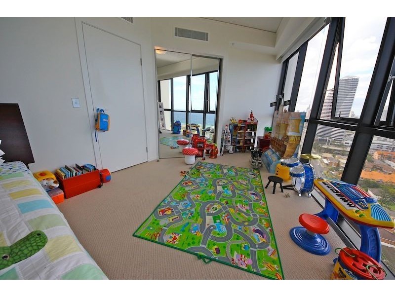 22 Surf Parade, Broadbeach QLD 4218