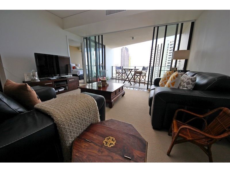 22 Surf Parade, Broadbeach QLD 4218