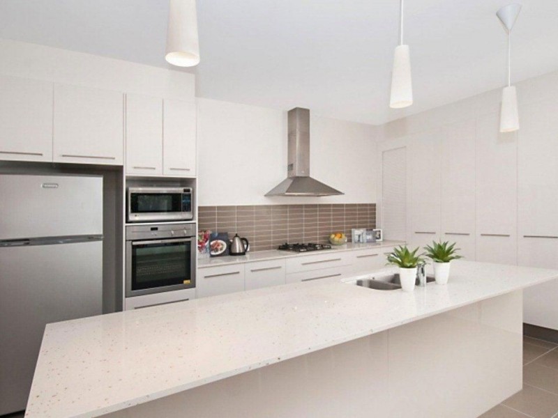 1/57 Avanti Street, Mermaid Waters QLD 4218