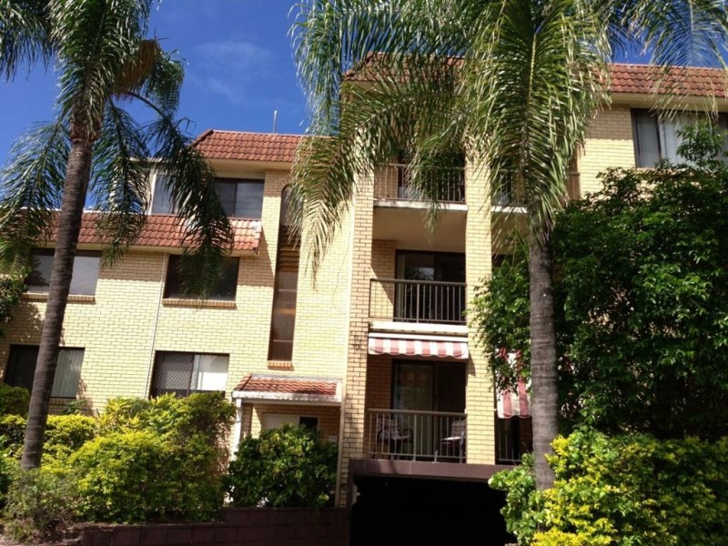 3 Jubilee Avenue, Broadbeach QLD 4218