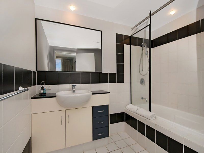2865 Gold Coast Highway, Surfers Paradise QLD 4217