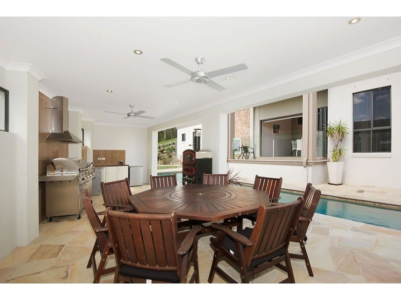 20 Huntington Drive, Maudsland QLD 4210