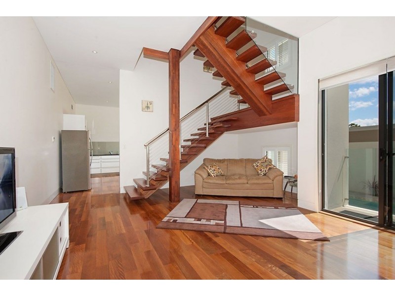 20 Huntington Drive, Maudsland QLD 4210