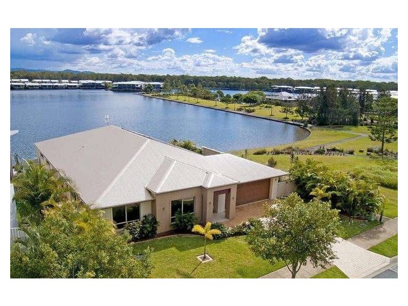 169 Lae Drive, Runaway Bay QLD 4216