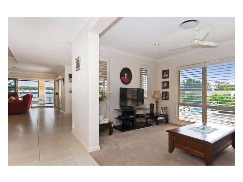 169 Lae Drive, Runaway Bay QLD 4216