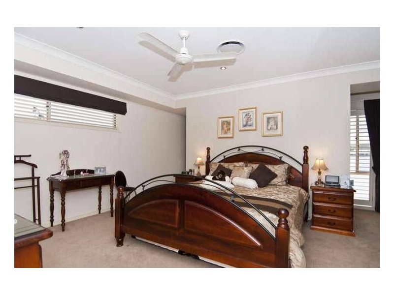 169 Lae Drive, Runaway Bay QLD 4216