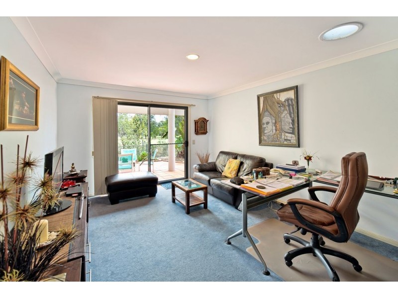 1/125 Santa Cruz Blvd, Clear Island Waters QLD 4226