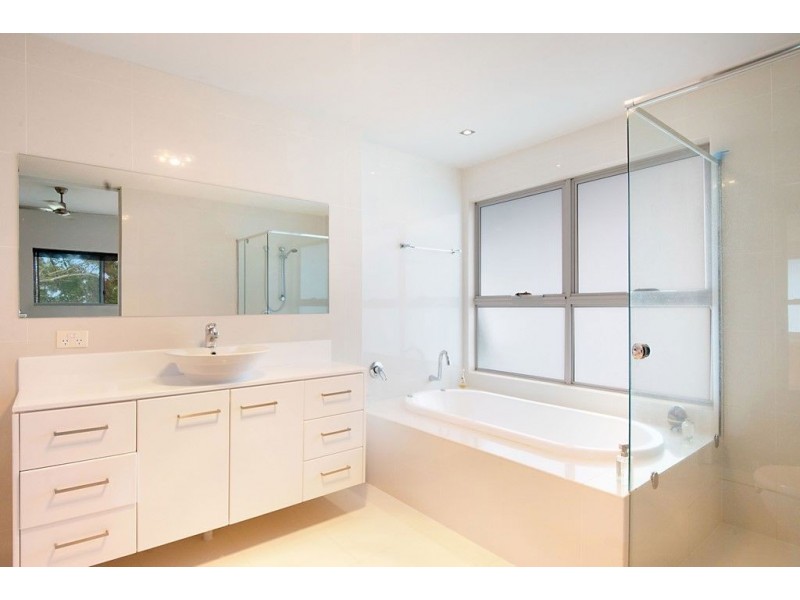 6 Joyce Court, Tallebudgera QLD 4228