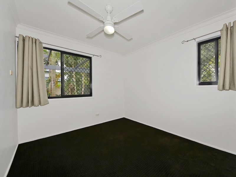 3 Oceanic Drive, Mermaid Waters QLD 4218