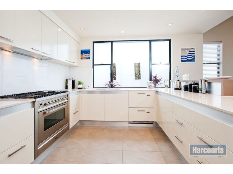 50 Harbour Rise, Hope Island QLD 4212