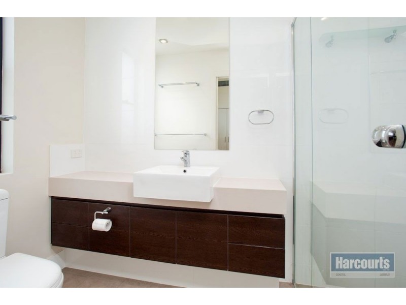 50 Harbour Rise, Hope Island QLD 4212