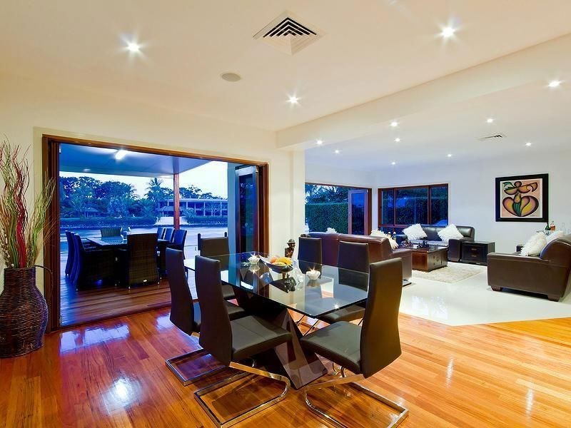 13 La Spezia Court, Isle Of Capri QLD 4217